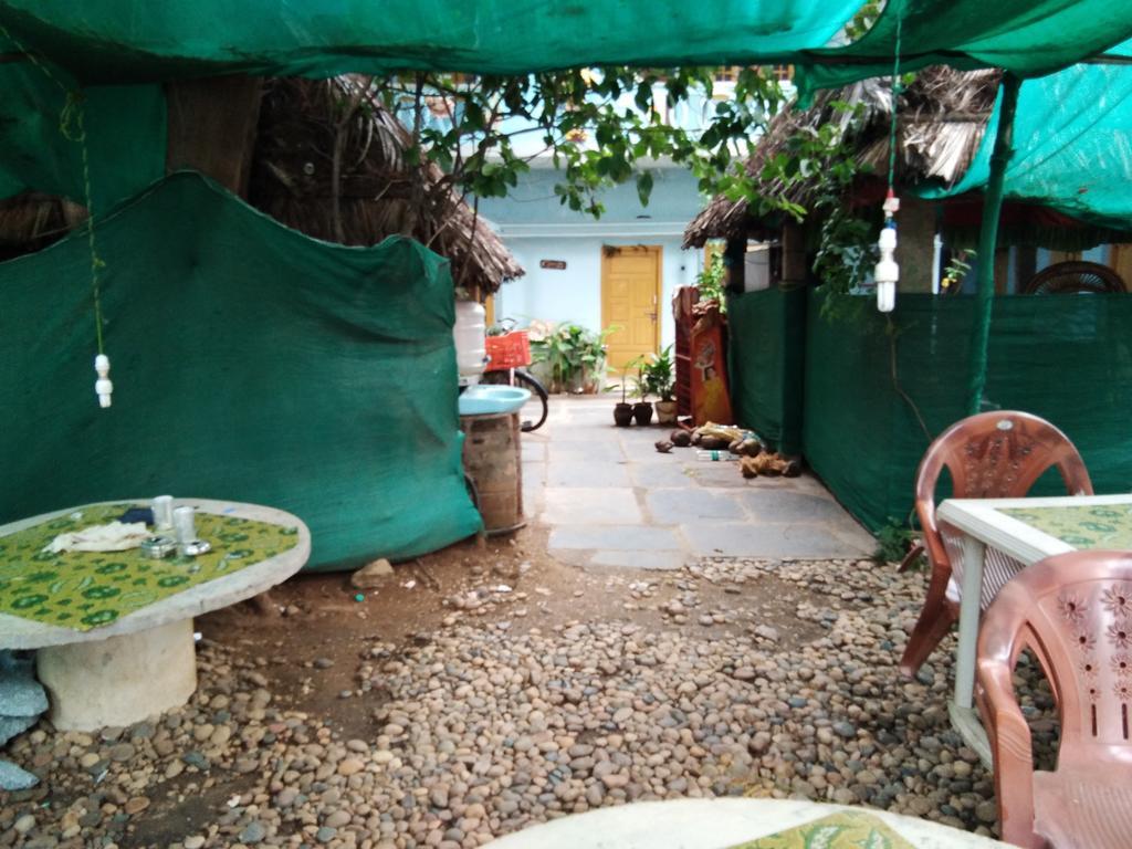 Bobby Guest House Hampi Luaran gambar
